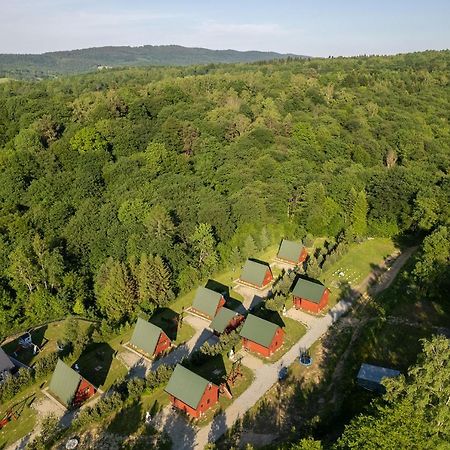 Hotel Uweronci Ustrzyki Dolne Exterior foto
