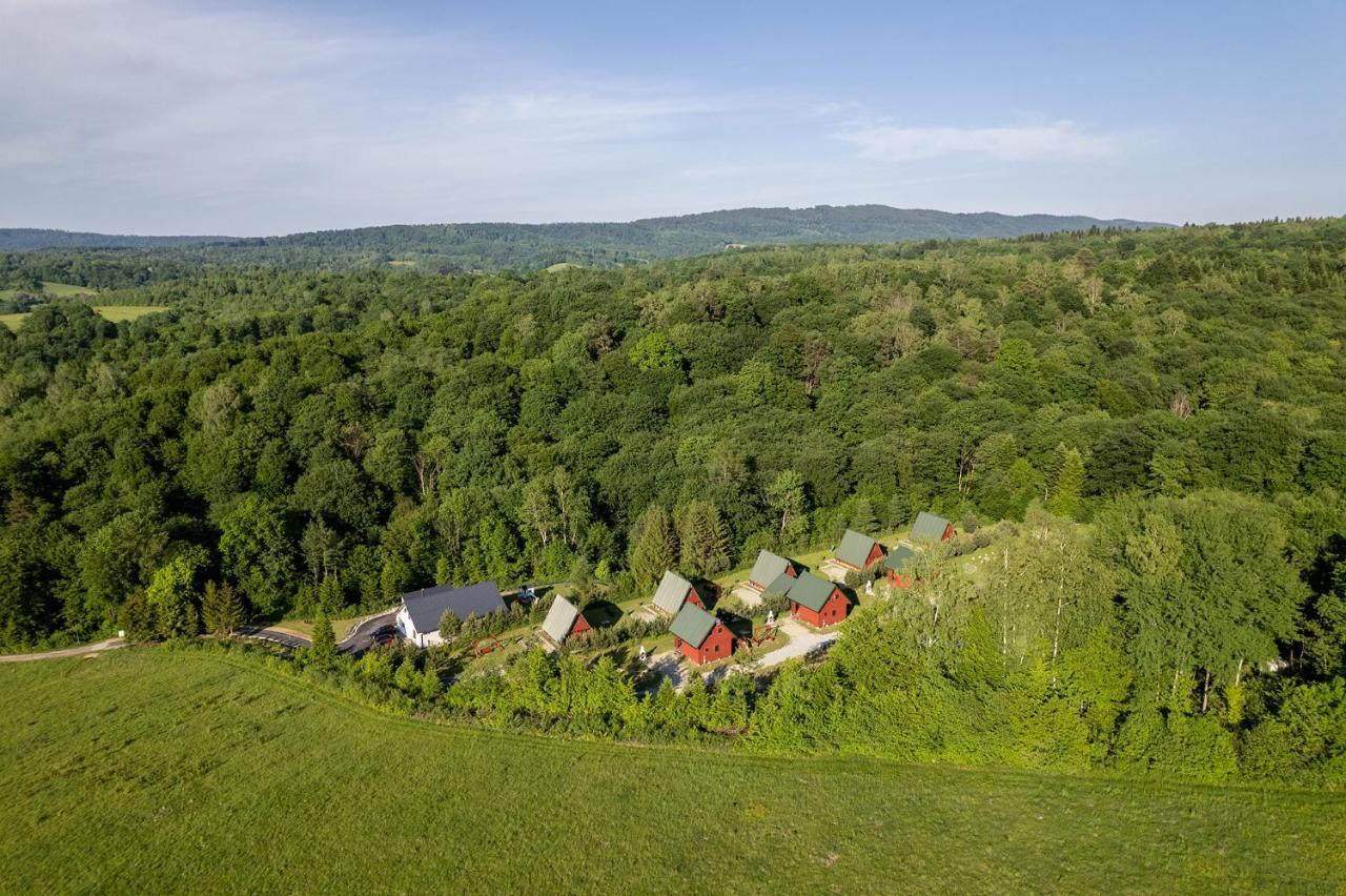 Hotel Uweronci Ustrzyki Dolne Exterior foto